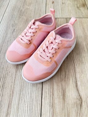 Clarks brand new kids Sneakers